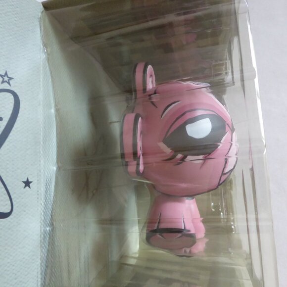 NEW 2006 6.5” LE 2800 KIDROBOT PINK TEETER DESIGNER ART URBAN VINYL FIGURE - Picture 4 of 12
